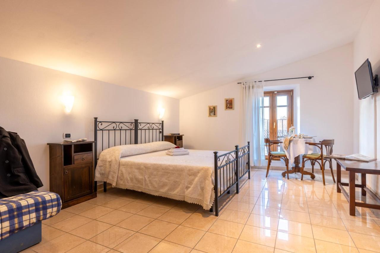 Hotel La Pace Asciano Extérieur photo