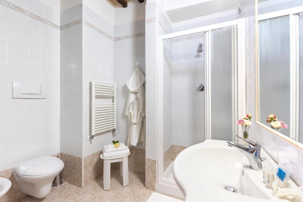 Hotel La Pace Asciano Extérieur photo